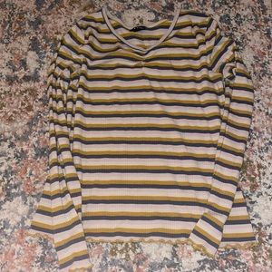 Long sleeve stripped top